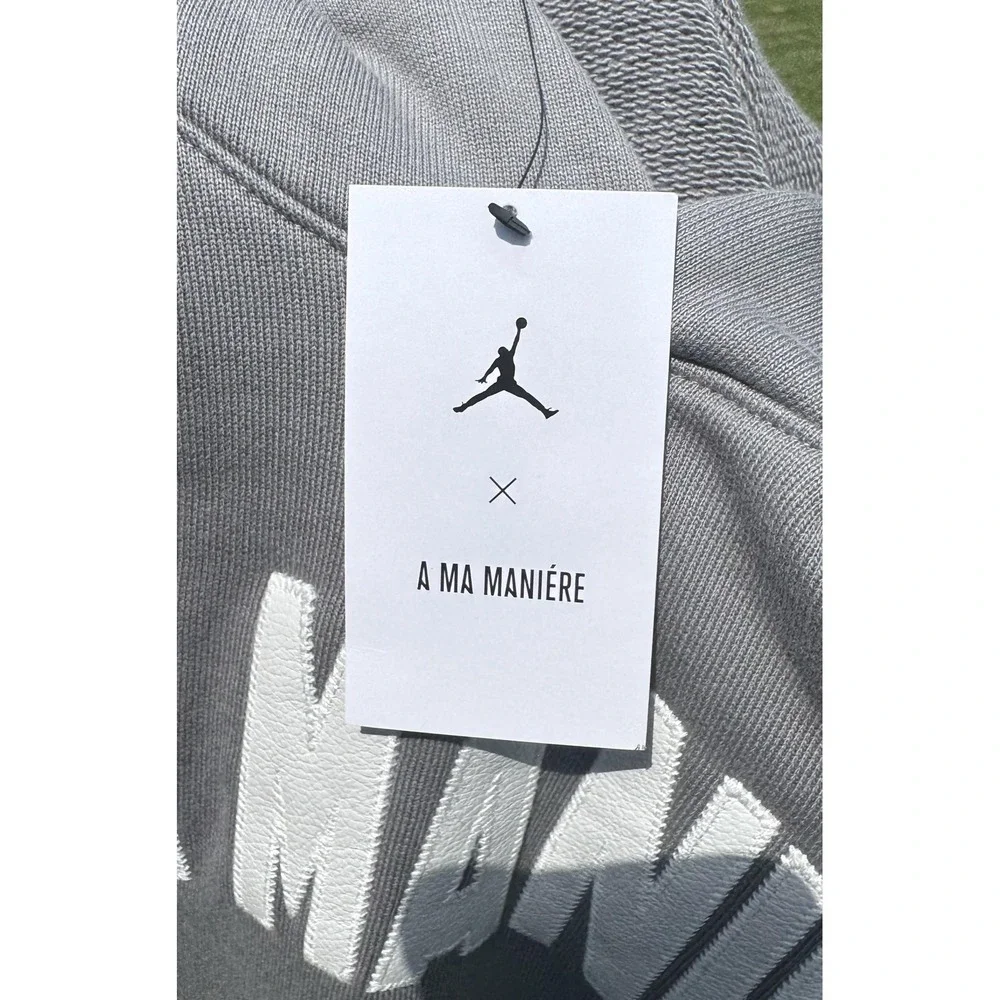 Jordan Hoodie Mens XS Gray A Ma Maniere Pullover Fleece Jumpman Logo Graphic